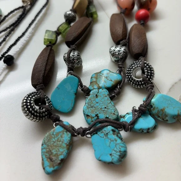 Lot of Beaded Jewelry - Picture 3 of 6